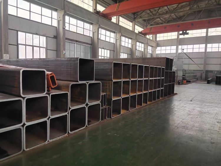 Phần rỗng thép mềm